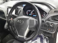 Toyota VOXY лот № 30341 оценка 3.5  с аукциона в Японии 6