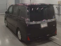 Toyota VOXY лот № 30369 оценка 3.5  с аукциона в Японии 5