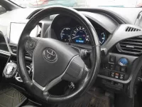 Toyota VOXY лот № 30369 оценка 3.5  с аукциона в Японии 6