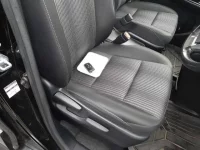 Toyota VOXY лот № 30369 оценка 3.5  с аукциона в Японии 7