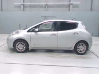 Nissan LEAF лот № 70134 оценка 4.5  с аукциона в Японии 3