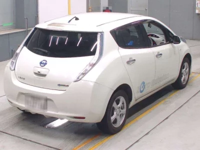 Nissan LEAF  с аукциона в Японии