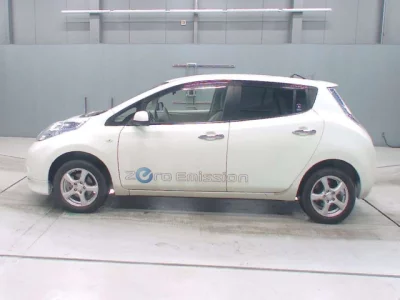 Nissan LEAF  с аукциона в Японии