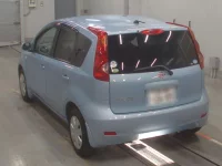 Nissan NOTE лот № 40121 оценка 4.5  с аукциона в Японии 5