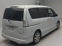 Nissan SERENA лот № 211 оценка 3.5  с аукциона в Японии 1