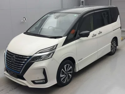 Nissan SERENA  с аукциона в Японии