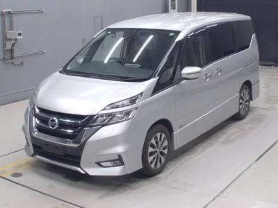 Nissan SERENA  с аукциона в Японии