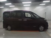 Nissan SERENA лот № 30386 оценка 4.5  с аукциона в Японии 2