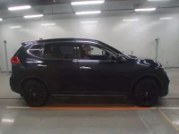 Nissan X-TRAIL лот № 30490 оценка 4.5  с аукциона в Японии 2