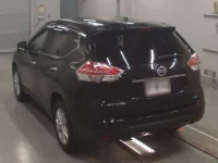 Nissan X-TRAIL лот № 30479 оценка 3.5  с аукциона в Японии 5