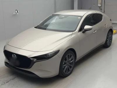Mazda MAZDA3  с аукциона в Японии