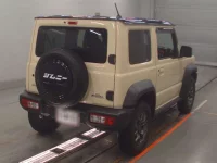 Suzuki JIMNY SIERRA лот № 30458 оценка 4.5  с аукциона в Японии 1