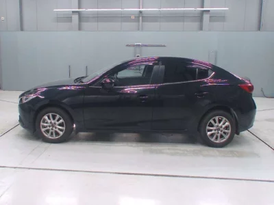 Mazda AXELA  с аукциона в Японии