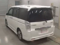 Honda STEP WAGON лот № 10226 оценка 3  с аукциона в Японии 5