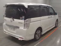 Honda STEP WAGON лот № 10228 оценка 3.5  с аукциона в Японии 1