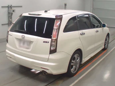 Honda STREAM  с аукциона в Японии