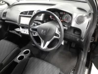 Honda STREAM лот № 36042 оценка 4  с аукциона в Японии 6