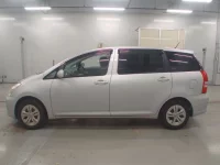Toyota WISH лот № 10231 оценка 3.5  с аукциона в Японии 3