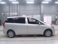 Toyota WISH лот № 70126 оценка R  с аукциона в Японии 2