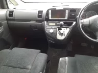 Toyota WISH лот № 70126 оценка R  с аукциона в Японии 8