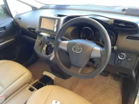 Toyota WISH лот № 70131 оценка 3.5  с аукциона в Японии 6