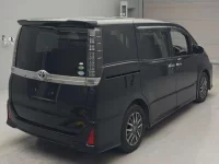 Toyota VOXY лот № 248 оценка 3.5  с аукциона в Японии 1