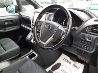 Toyota VOXY лот № 30187 оценка 4.5  с аукциона в Японии 6