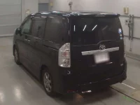 Toyota VOXY лот № 10246 оценка 3  с аукциона в Японии 5