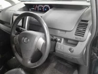 Toyota VOXY лот № 10246 оценка 3  с аукциона в Японии 6