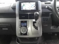 Toyota VOXY лот № 10246 оценка 3  с аукциона в Японии 8