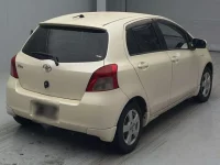 Toyota VITZ лот № 197 оценка 3  с аукциона в Японии 1