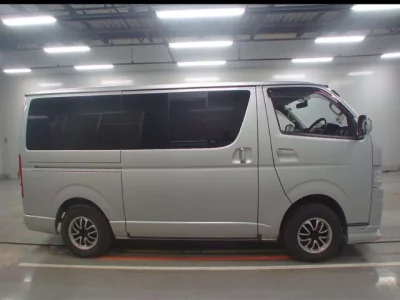 Toyota REGIUS ACE VAN