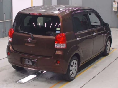 Toyota PORTE