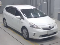 Toyota PRIUS ALPHA лот № 70093 оценка 3.5  с аукциона в Японии 4