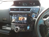 Toyota PRIUS ALPHA лот № 30478 оценка 4  с аукциона в Японии 8