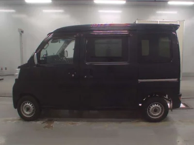 Toyota Pixis Van