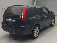 Nissan X-TRAIL лот № 255 оценка 4  с аукциона в Японии 1