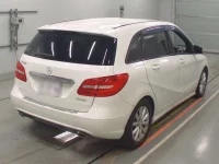 Mercedes-Benz B CLASS лот № 38076 оценка 4  с аукциона в Японии 1