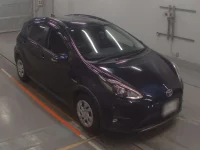 Toyota AQUA лот № 33111 оценка 3  с аукциона в Японии 4