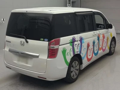 Honda STEP WAGON  с аукциона в Японии