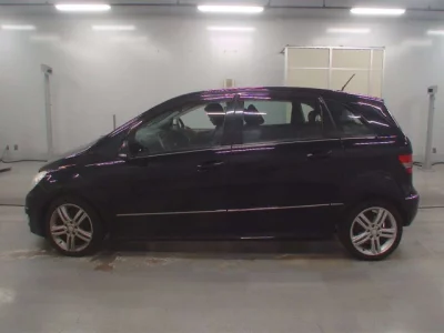 Mercedes-Benz B CLASS