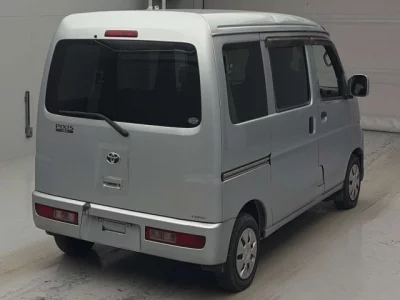 Toyota PIXIS VAN  с аукциона в Японии