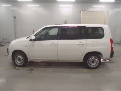 Toyota PROBOX  с аукциона в Японии