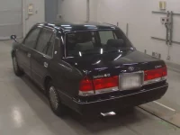 Toyota CROWN COMFORT лот № 90153 оценка 3.5  с аукциона в Японии 5