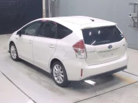 Toyota PRIUS ALPHA лот № 4102 оценка 3.5  с аукциона в Японии 5