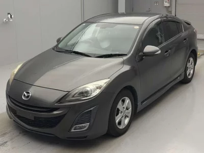 Mazda AXELA  с аукциона в Японии