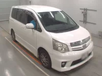 Toyota NOAH лот № 10315 оценка R  с аукциона в Японии 4