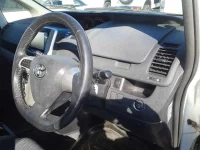 Toyota NOAH лот № 10315 оценка R  с аукциона в Японии 6