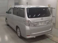 Toyota VELLFIRE лот № 30520 оценка R  с аукциона в Японии 5