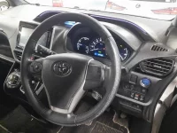 Toyota VOXY лот № 30551 оценка 4  с аукциона в Японии 6